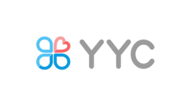YYC（ワイワイシー）の公式ロゴ。四つ葉のハートのアイコンと「YYC」の文字ロゴを白背景に配置